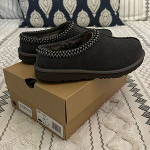 UGG Tasman II kids size 5